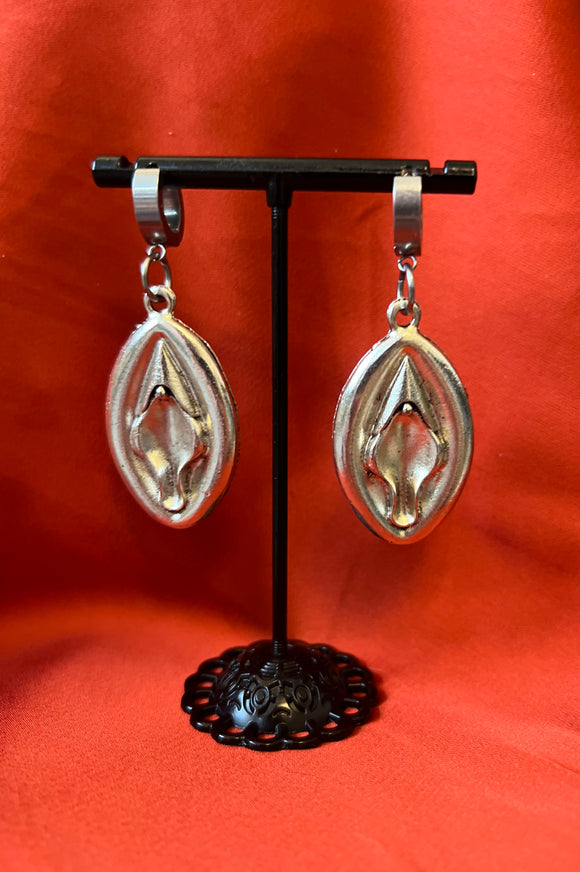 Vulva earrings