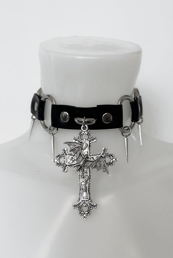 Bartok faux leather bat choker