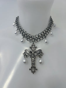 Chainmail moth choker