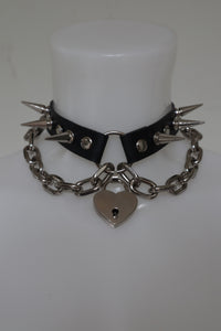 Lyra choker