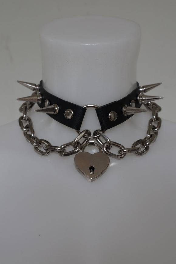 Lyra choker