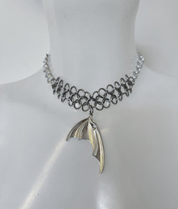 Bat wing chainmail choker