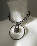 Houdini chain padlock choker