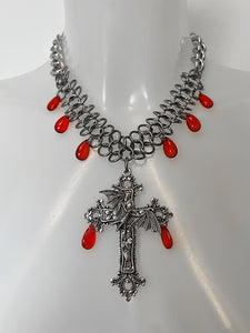Chainmail bat blood drip choker