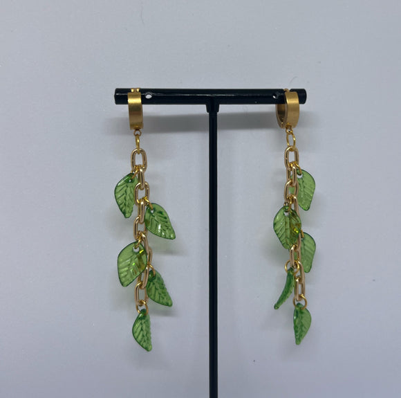 Leaf tear earrings