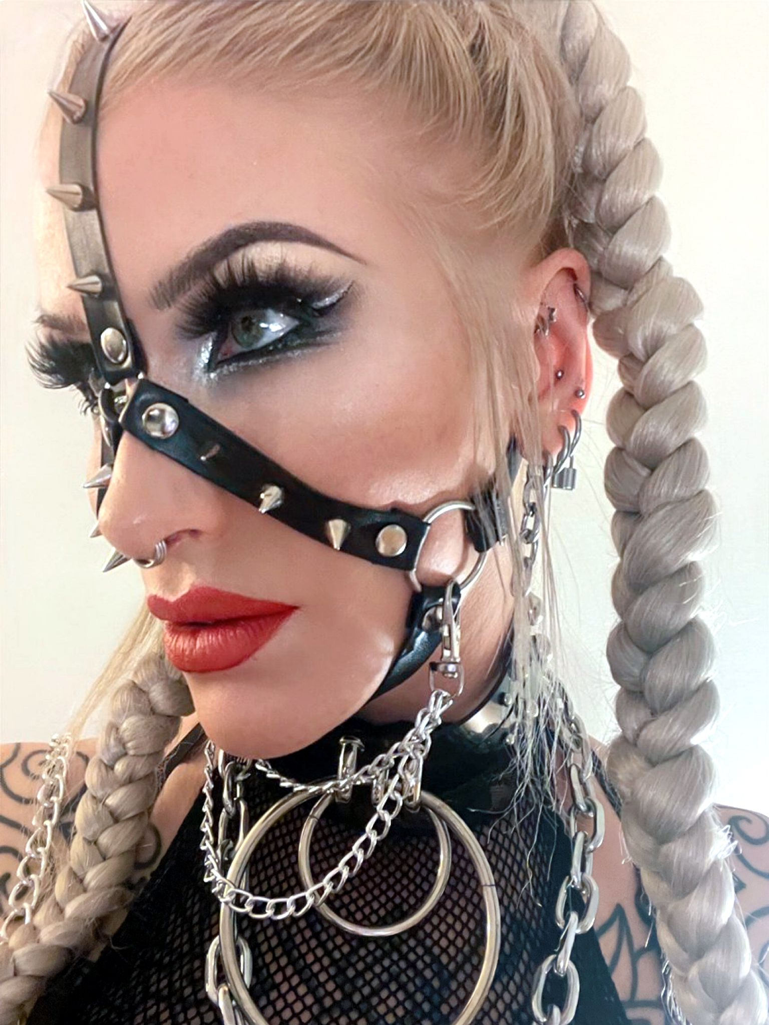 Ruby faux leather head harness – Lorna Jane Harnesses
